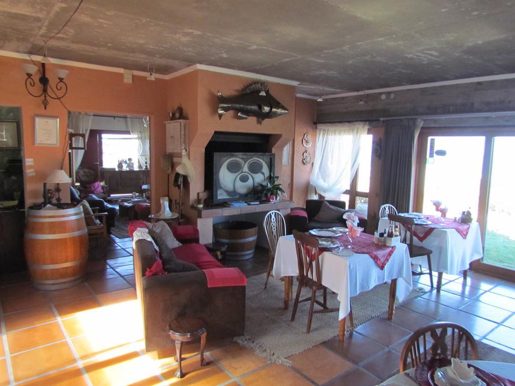 Oceanview Guesthouse Struisbaai Exterior photo