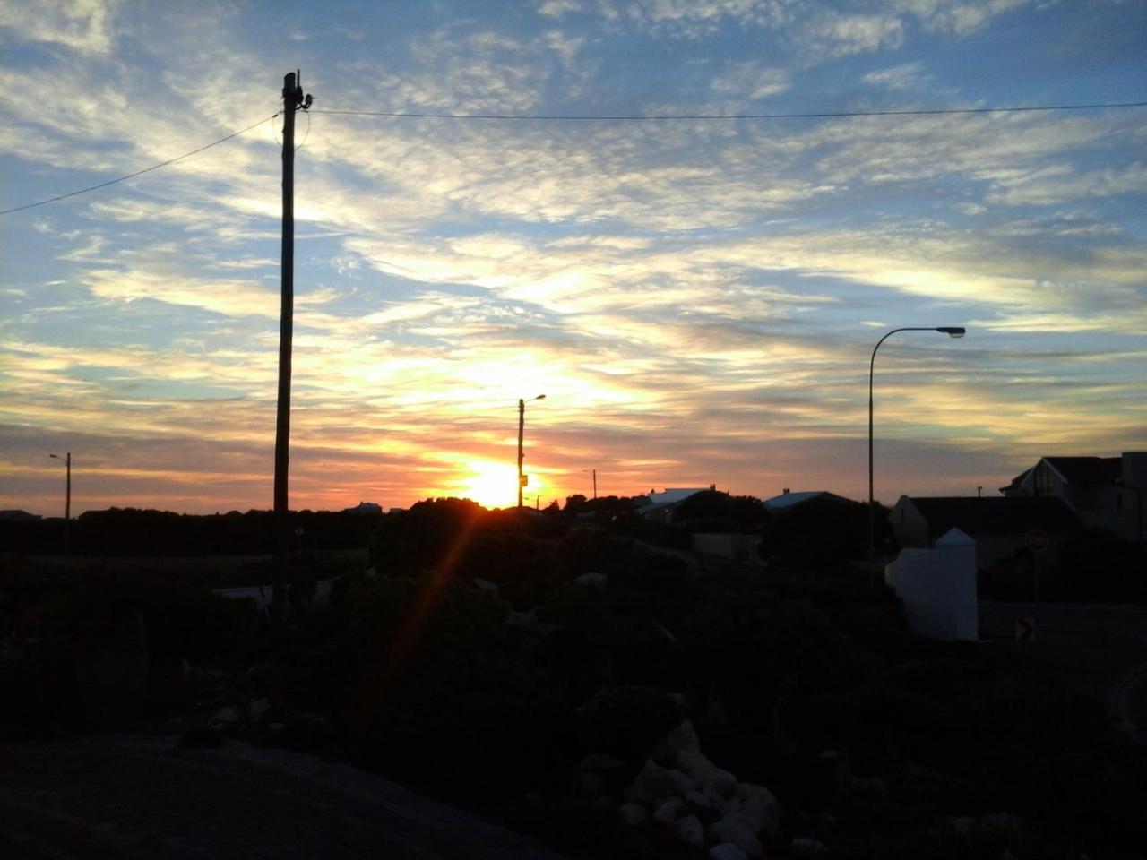 Oceanview Guesthouse Struisbaai Exterior photo
