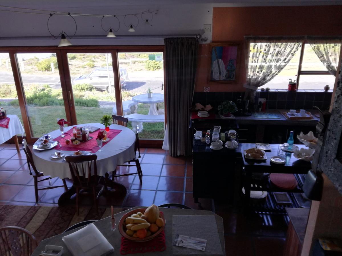 Oceanview Guesthouse Struisbaai Exterior photo